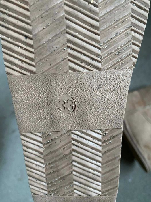 Buty w stylu EMU brązowe rozmiar 33.