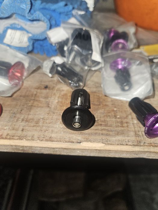 Bicycle Handlebar End Caps435649135405312002