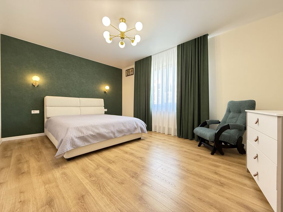 3-Кімнатна 88 кв.м. «На Щасливому» з Ремонтом! Меблі! Техніка!