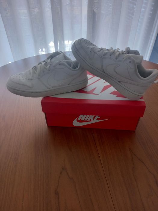 Sapatilhas nike com caixa