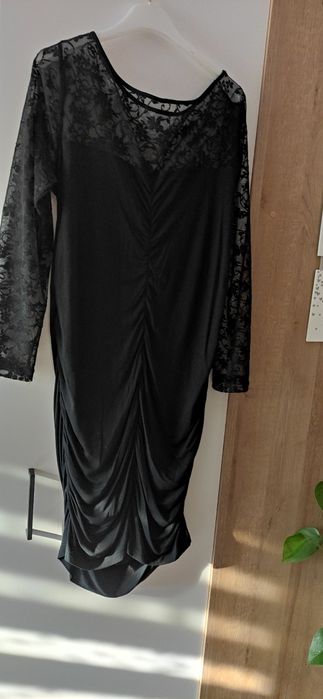 Sukienka z koronką r 44/48