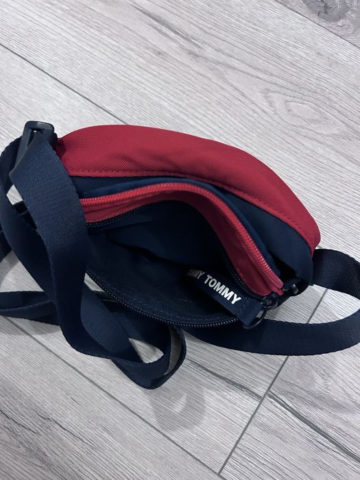 Saszetka torebka Tommy Hilfiger