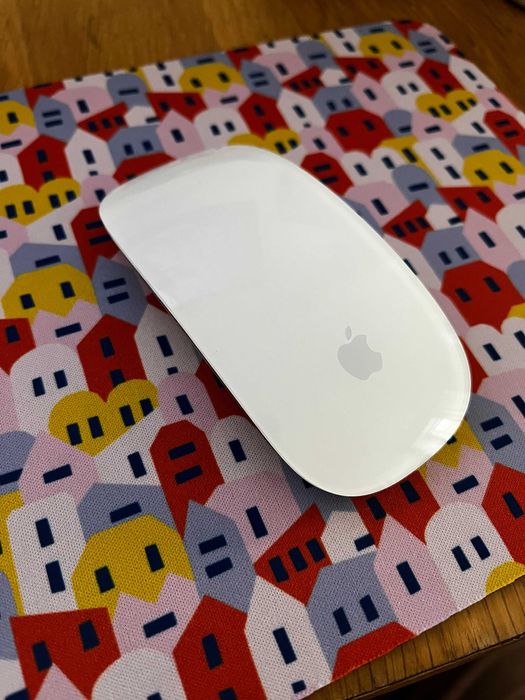 iMac 21" 2019 Retina 4K- Intel, c/caixa e acessórios