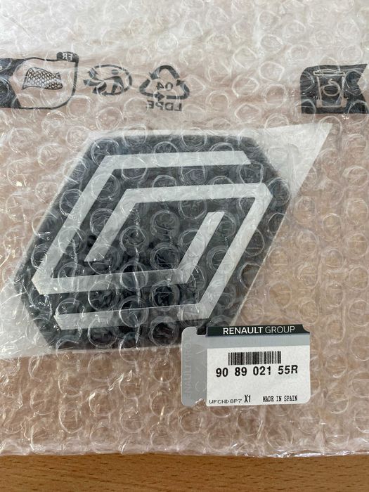 znaczek emblemat logo Renault Austral Espace VI