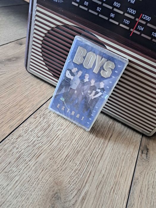 BOYS extra! nowa kaseta magnetofonowa w foli