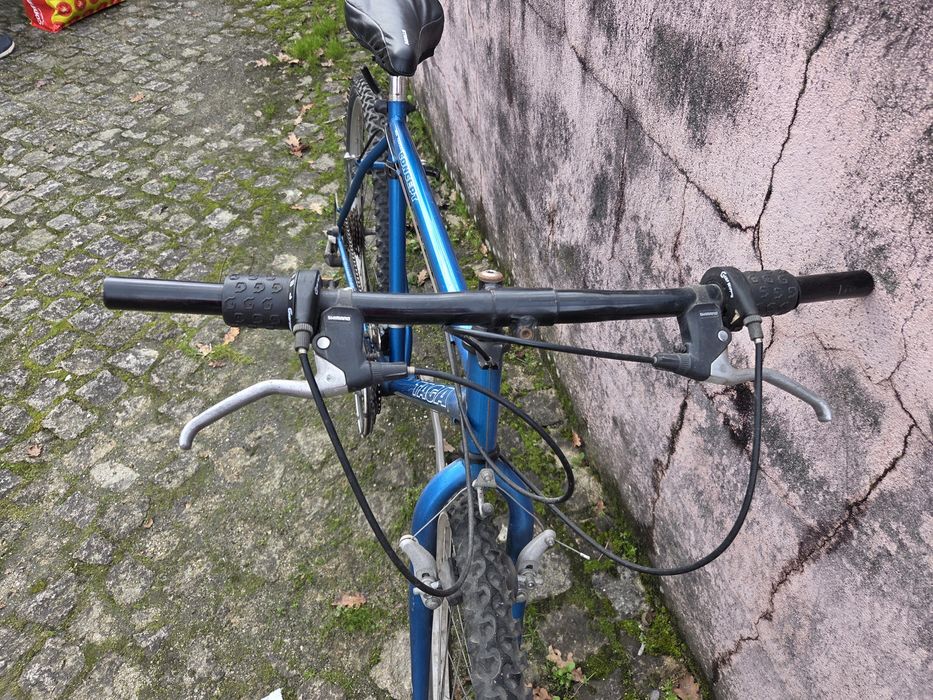 Bicicleta BTT   – Azul