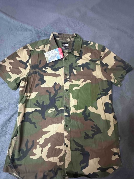 Оригинальная "новая" рубашка The North Face р. L (g) CAMO.