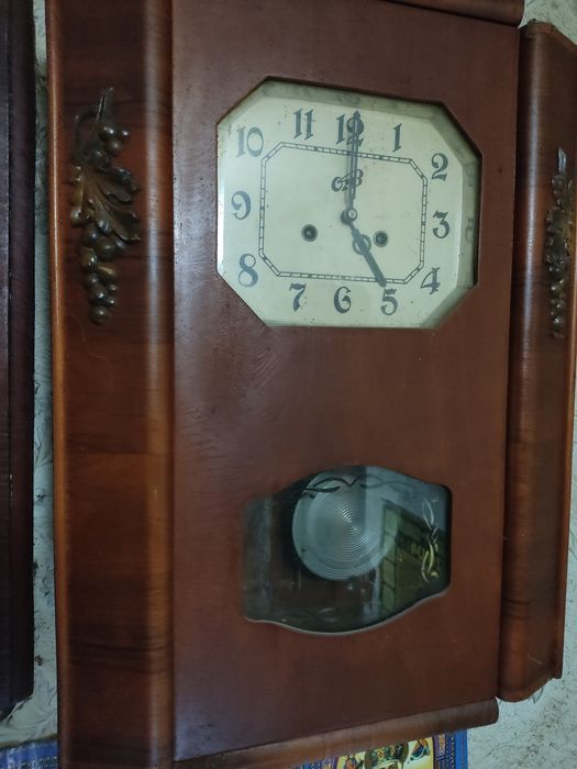 Часи вінтажние с боем.внешне в идеале.