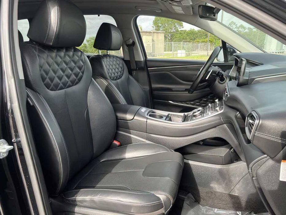 Hyundai Santa Fe  SEL Premium      2022