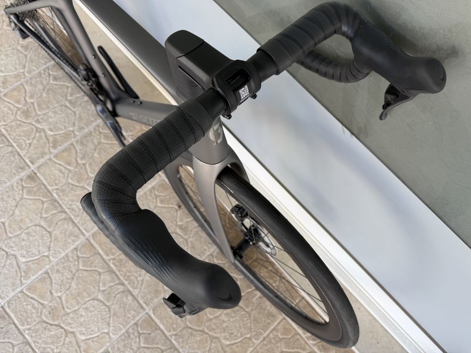 Bicicleta Scott - Semi nova - Modelo novo 2026