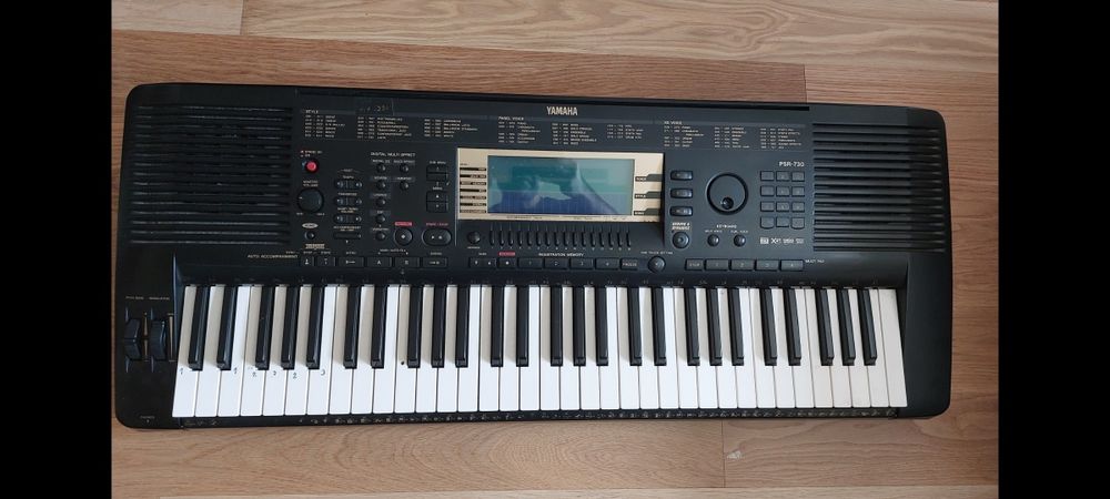 Teclado Yamaha PSR-730