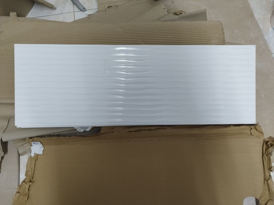 Cerâmica Branca 30x90cm Gloss Novas