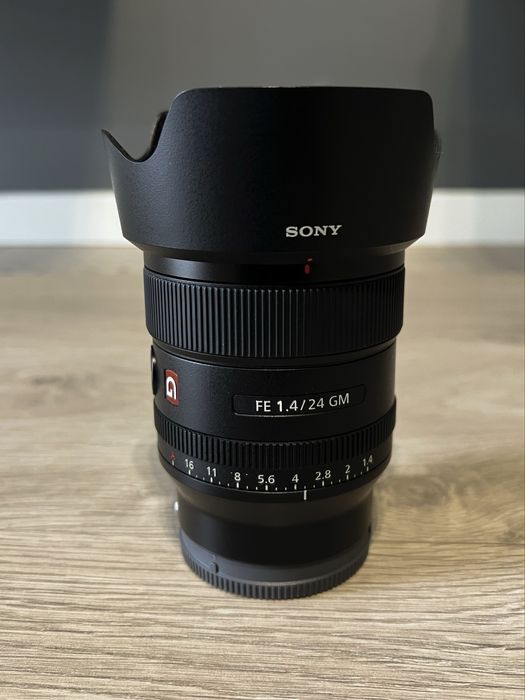Sony FE 24mm f/1.4 GM