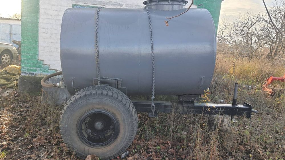 Бочка на колесах для питьевой воды 3.6 куба
