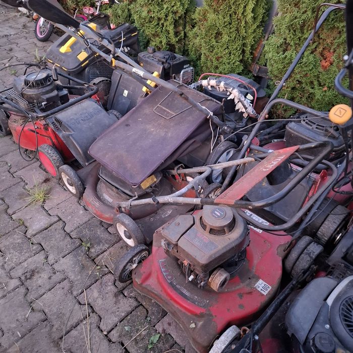 Kosiarka do trawy elektryczne  i spalinowa