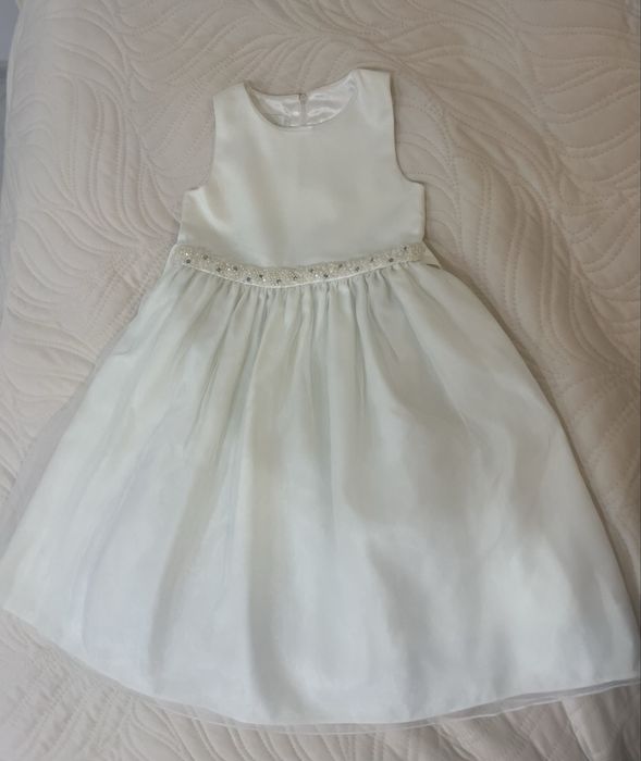 Святкова сукня для дівчинки