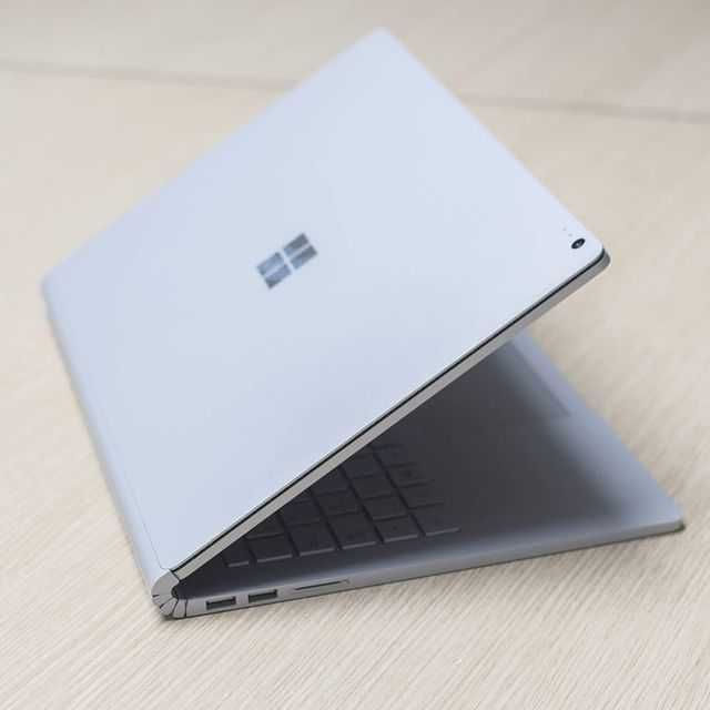 i7/16GB/512GB SSD/NVIDIA GTX1050 Microsoft Surface Book 2 13.5 Игровой
