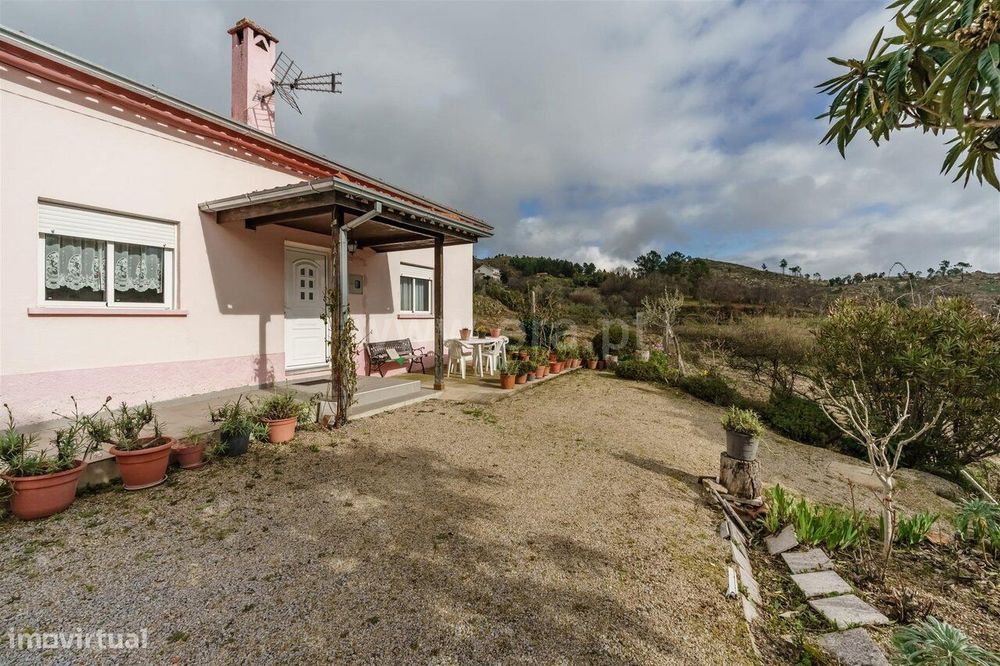 Moradia Isolada T3 / Covilhã, Aldeia do Souto