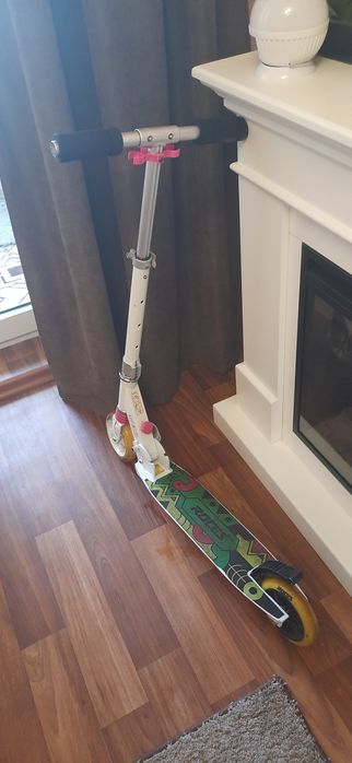 Дитячий самокат Roces