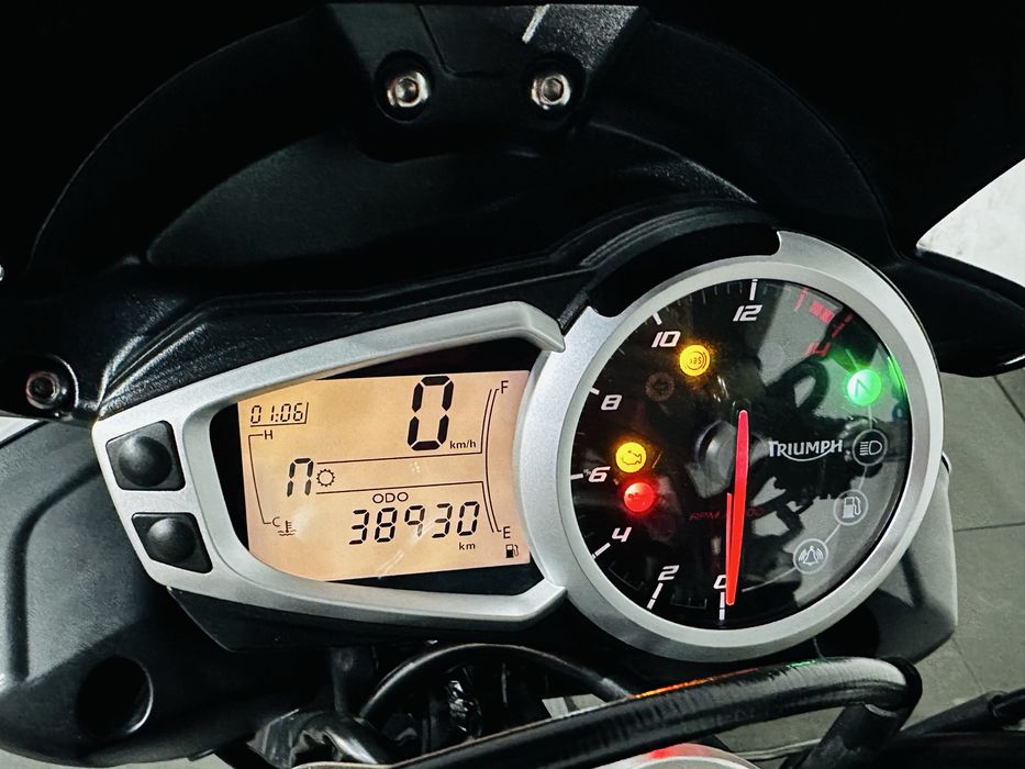Triumph Street Triple 675 R ABS мото з європи