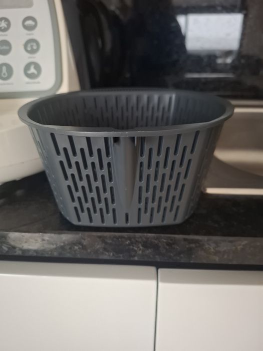 Yammi com utensílios