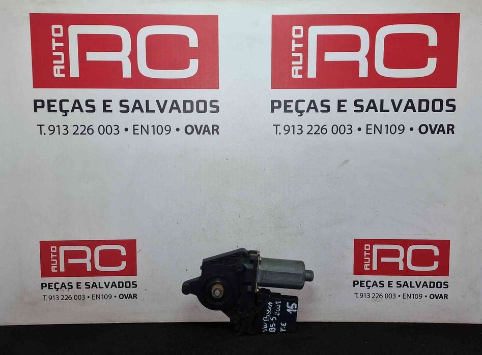 Elevador Vidros Trás Esquerdo VW PASSAT B5.5 (3B3) ano 2001