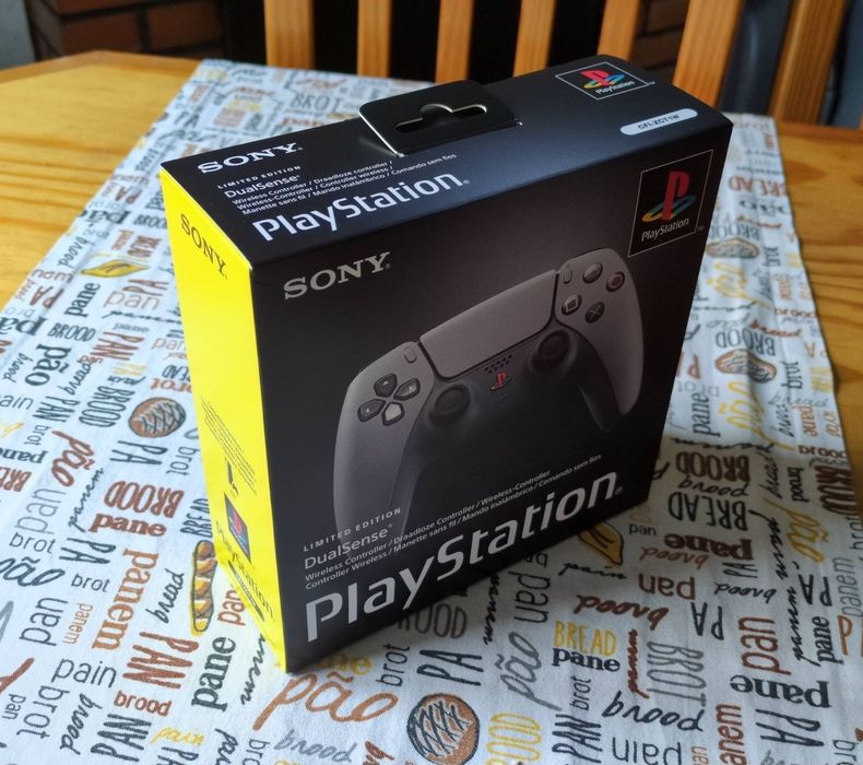 PlayStation 5 (PS5) DualSense Controller – 30th Anniversary Edition, Brand New and Sealed64354199607809122