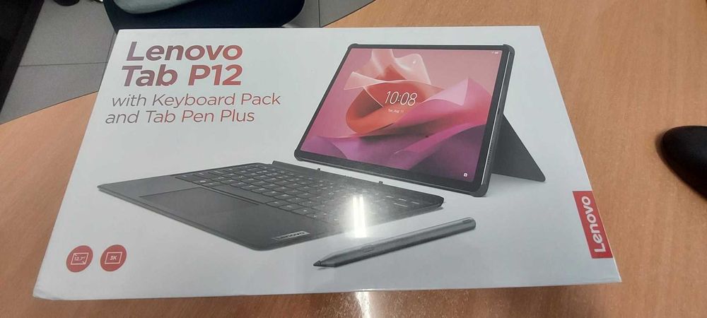 Lenov Tab P12 com teclado e caneta