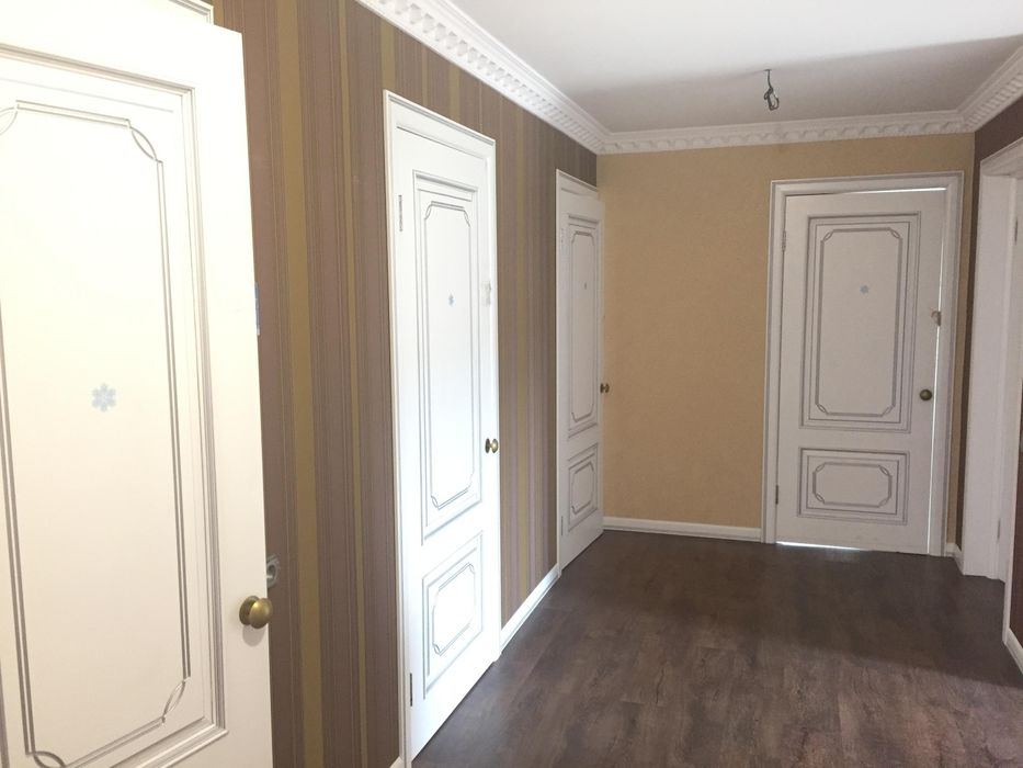 Продаж або обмін будинку на квартири в Києві, комерційну нерухомість