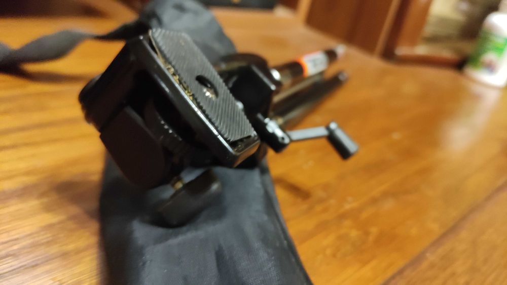 штатив для камери