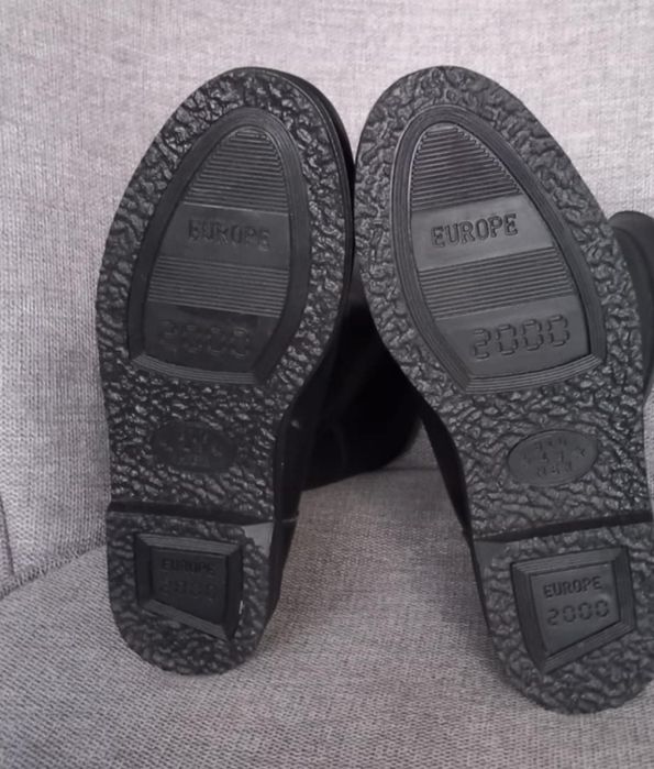 Botki, kozaki krótkie ocieplane kożuszkiem, r.41/42