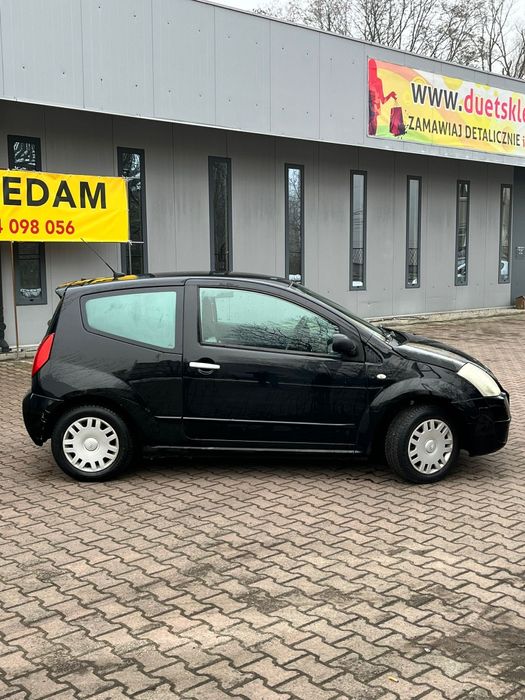 Citroen C2   Benzyna  1.4   Klimatyzacja Wspomaganie kierownicy
