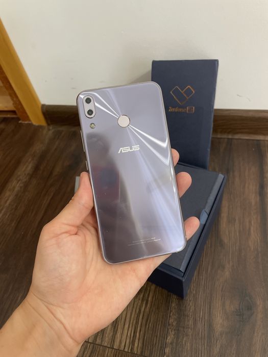 Telefon Asus zenfone 5z