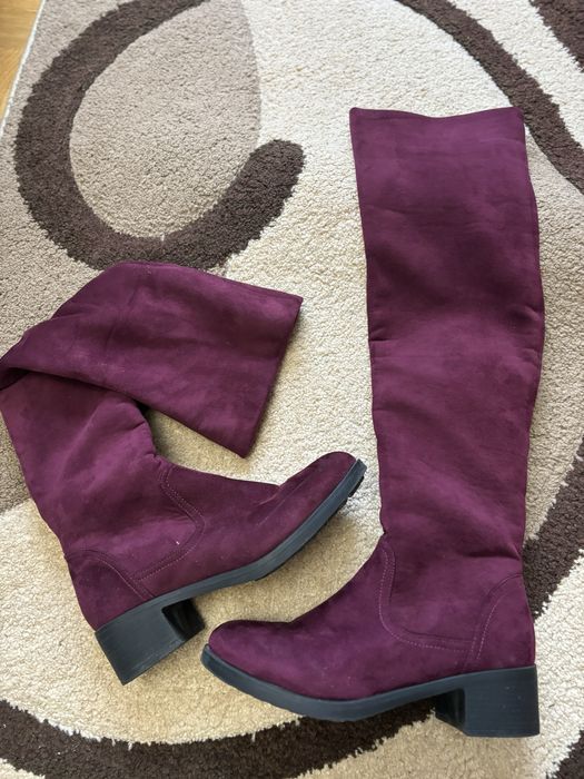 Чоботи жіночі