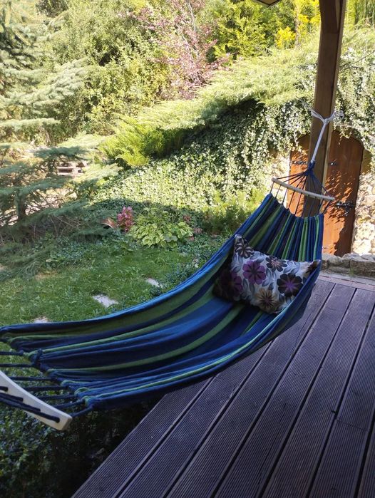 Hamak wiszący ogrodowy dwuosobowy mocny 220 kg hamak z drążkiem 150 cm