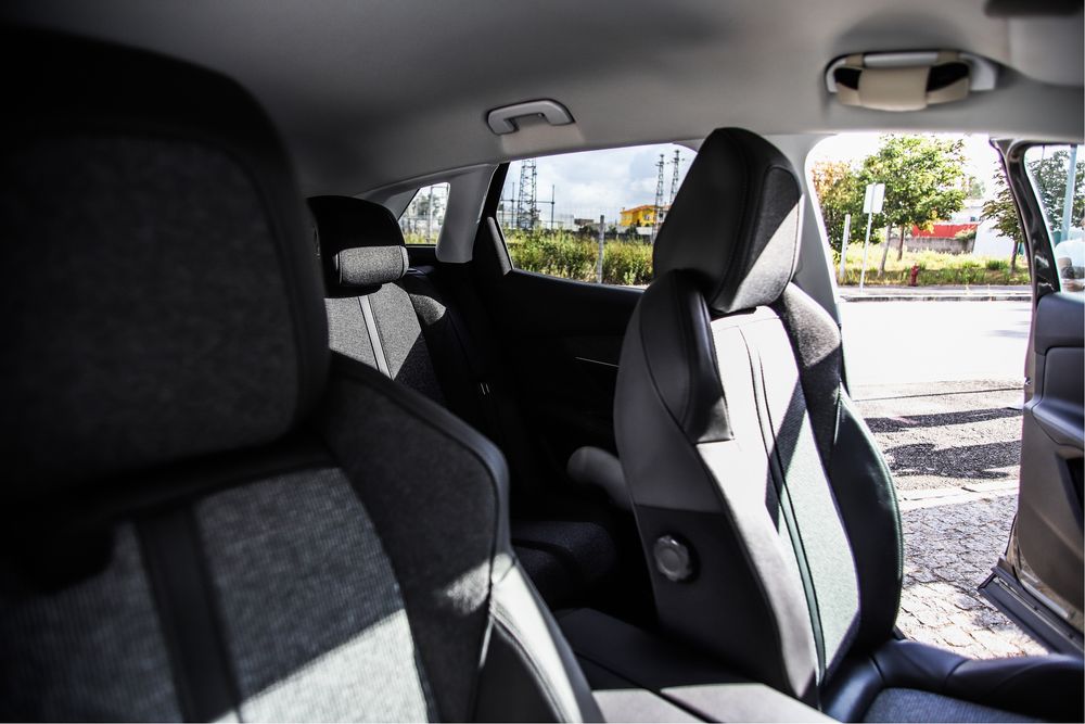 Peugeot 3008 Allure - NACIONAL 34.000kms