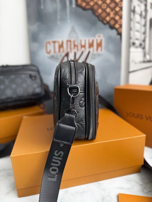 Чоловіча сумка мессенджер Louis Viitton Alpha чорна луі вітон кожа