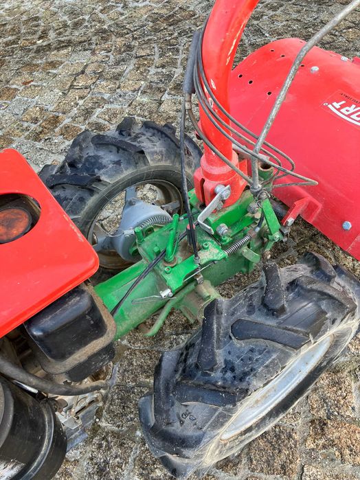Motocultivador com fresa de 70cm  como novo, motor lombardini