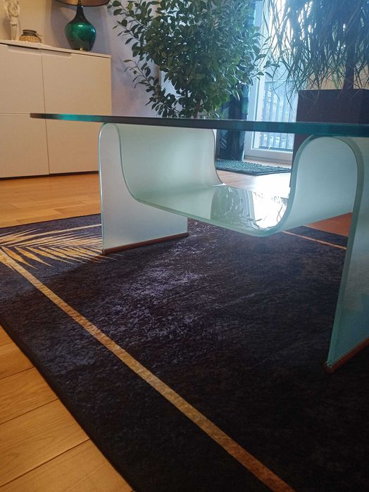 Szklany stolik kawowy