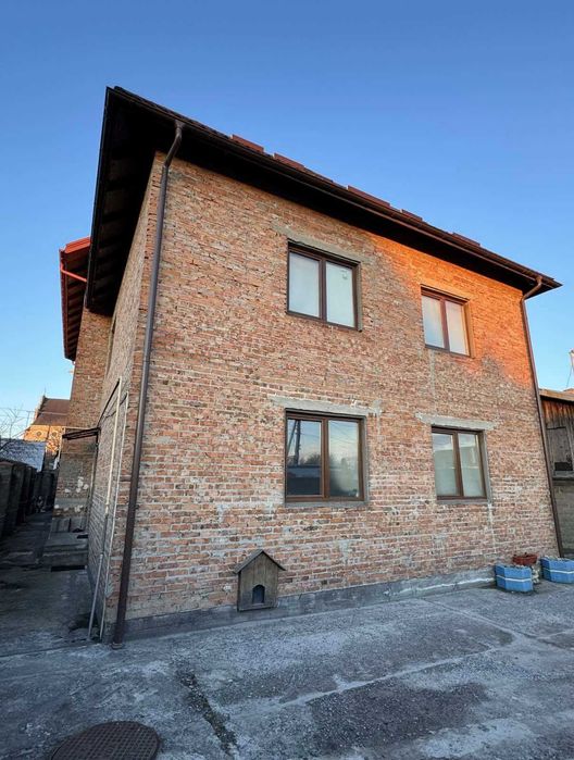 Продаж частини будинку, вул. Шевченка 248, БЕЗ КОМІСІЇ (145м.кв.)