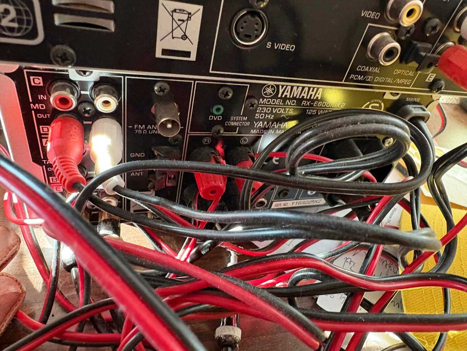 Zestaw Yamaha Amplituner DVD-E600MK2 RX-E600MK2 + głośniki