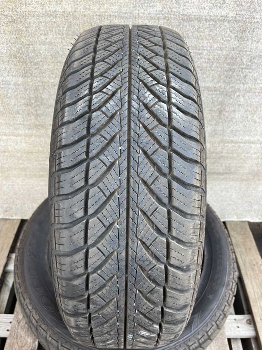 [W129] 2x R16 205/60 Goodyear UltraGrip Performance 2 205/60/16 stan bdb 23r Opony zimowe 7mm