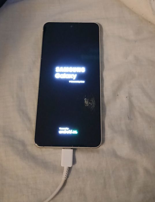 Samsung Galaxy S21 para arranjo ou Peças visor estalado