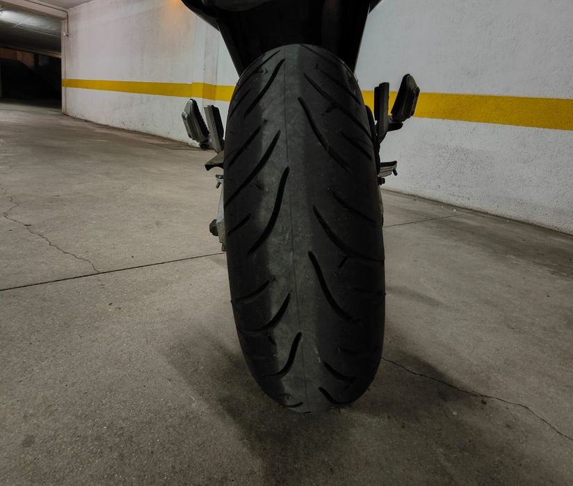 Suzuki GSR 650 Ano 2007