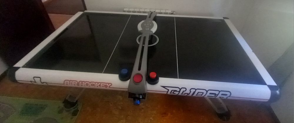A mesa de e air hockey Buffalo G como nova