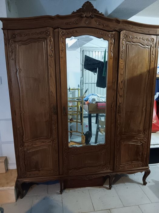 Armário de 3 portas