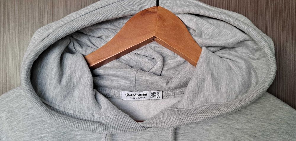 szara bluza Stradivarius r.S/36