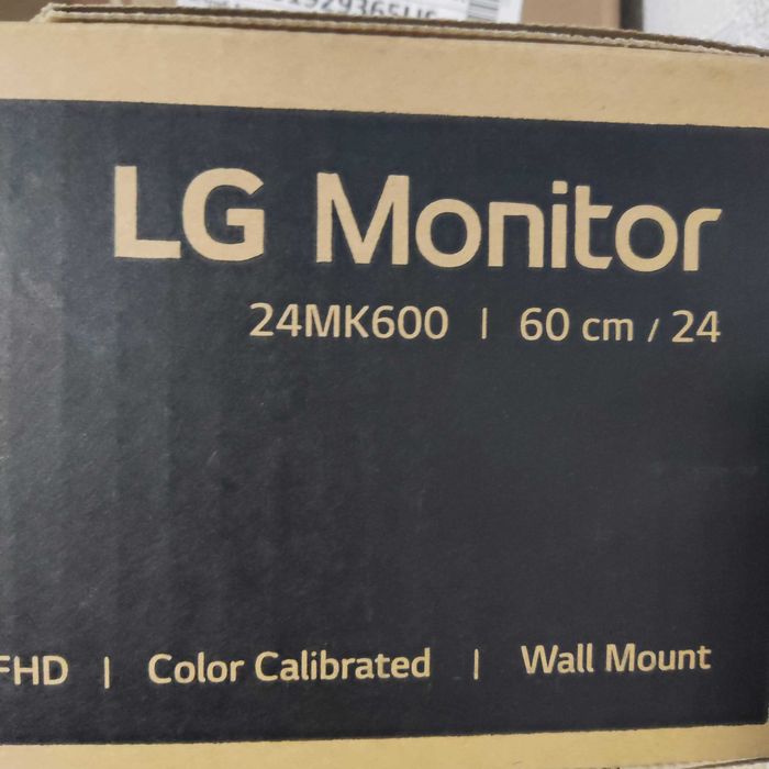 Монитор LG 24 MK 600