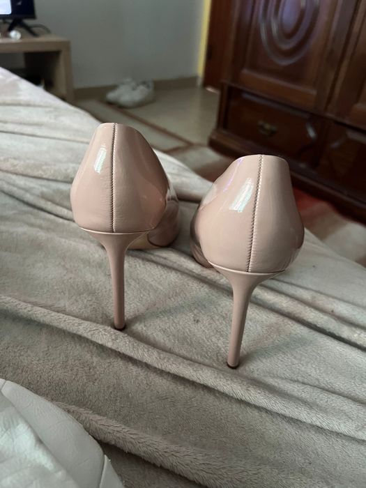 Salto alto preto seaside