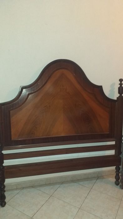 Mobília em cerejeira